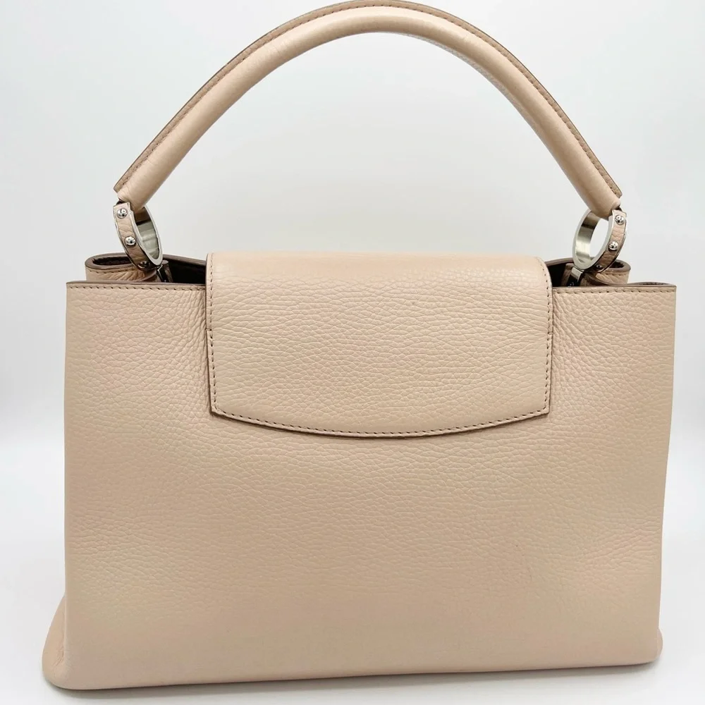 Louis Vuitton French Rose Capucines MM - Picture 5 of 17